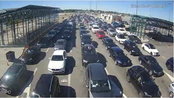 Torlódás a szerbiai határátkelőkön - illusztráció