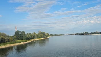 Továbbra is napos, meleg idő várható 36 Celsius-fokos csúcshőmérséklettel - illusztráció