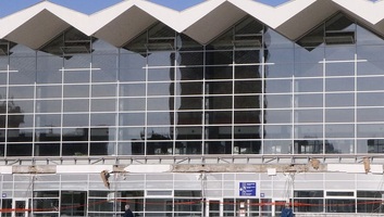 Tűz pusztított a szervezett bűnözés elleni ügyészség egyik irodájában Belgrádban - illusztráció