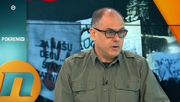 Újabb fordulat a „hangágyú” ügyében: Házkutatást tartanak Aleksandar Radić katonai elemzőnél - illusztráció