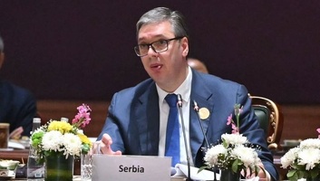 Vučić: Szerbia gyorsít az MI-fejlesztéseken, új szuperszámítógépek érkeznek - illusztráció