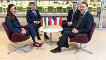 Anita Orban razgovarala sa predstavnicima zemalja Višegradske grupe - illusztráció