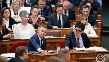 Parlament usvojio izmenu Osnovnog zakona: Premijerski mandat ne može trajati duže od osam godina - illusztráció