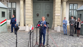 Peter Mađar: Nakon formiranja vlade predsednik države mora da ode - illusztráció