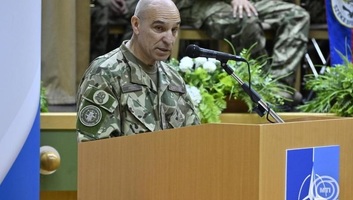 Prvi put mađarski komandant na čelu Komande Multinacionalne divizije Centar NATO-a - illusztráció