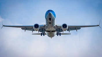 The Guardian: Iz Beča privatni avioni prevoze imovinu ljudi koji su se obogatili za vreme Orbanove vlade - illusztráció