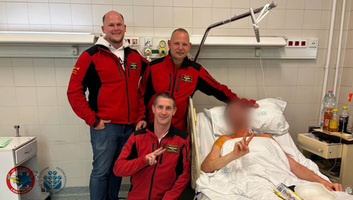 U Mađarskoj izvedena operacija bez presedana: Na otvorenoj ulici operisan čovek uboden u srce - illusztráció