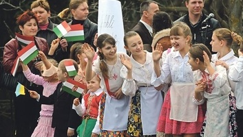 Ukrajinski parlament usvojio zakon o obrazovanju na jezicima nacionalnih manjina - illusztráció