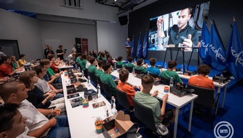 Sikereikről és az űrutazás alatti élményeikről számolt be az Axiom Mission 4 csapata - illusztráció