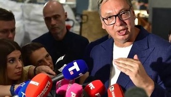 A Danas véleményrovatának cikke: Egy prijepoljei jelenet is Vučić tekintélyének erózióját mutatja - illusztráció