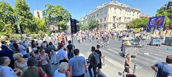 A polgári engedetlenségnek ára van - illusztráció