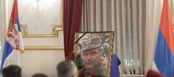 Belgrádi búcsú, brüsszeli felháborodás - illusztráció