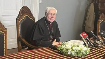 Ferenc püspök húsvéti üzenete: A szeretet, az irgalom és a türelem útja vezet a megbékéléshez - illusztráció