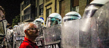 Közvitán a belügyi törvény: Bővülő rendőri jogkörök, szűkülő állampolgári jogok - illusztráció