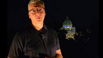 Vučić lemondana, de nem vonulna vissza a politikából - illusztráció