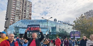 Az áldozatokra emlékeznek az újvidéki tragédia 18. hónapfordulóján - cikkhez fűződő kép