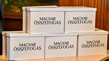 Kihirdette a Magyar Összefogás listáját a Köztársasági Választási Bizottság - illusztráció