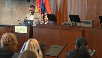 Külföldi diákokat fogadott Juhász Bálint a tartományi képviselőházban - illusztráció