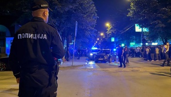 Milosavljević: A rendőrség a hatalom szolgálatába állt, a polgárok magukra maradtak - illusztráció