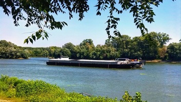 Napos idő várható, akár 20 fok is lehet - illusztráció