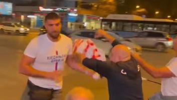 Összetűztek az SNS aktivistái és az egyetemistákat támogató polgárok Újvidéken - illusztráció