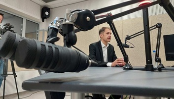 Pásztor Bálint: Képviselet nélkül védtelenné válna a vajdasági magyar közösség - illusztráció