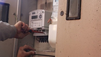 Segítséget kínál az újvidéki fogyasztóvédelmi egyesület a vitatott villanyszámlák kapcsán - illusztráció