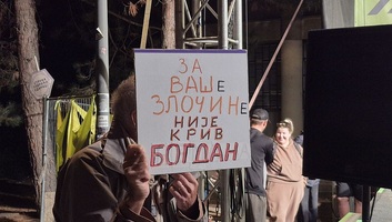Több mint 43 ezer aláírás a letartóztatott újvidéki diák szabadon bocsátásáért - illusztráció